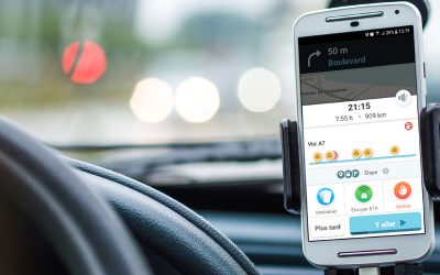 Suivre un itinéraire optimisé avec Waze depuis son véhicule